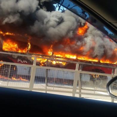 rdgol, porto alegre, ônibus, incêndio