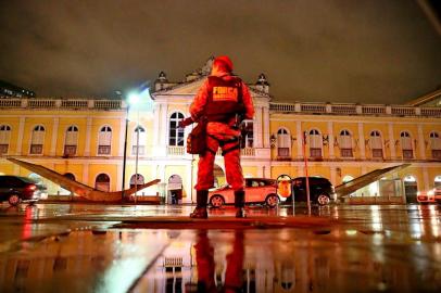  

PORTO ALEGRE, RS, BRASIL 30/08/2016 - Força Nacional começa a atuar em Porto Alegre. (FOTO: LAURO ALVES/AGÊNCIA BRS).
Indexador: Lauro Alves