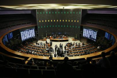 Congresso aprova R$ 702,5 milhões em crédito para o Fies