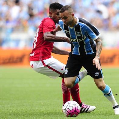  PORTO ALEGRE, RS, BRASIL 23/10/2016 - Grêmio recebe o Inter na Arena, pela 32ª rodada do Brasileirão. Gre-Nal 411. (FOTO:BRUNO ALENCASTRO/AGÊNCIA RBS).