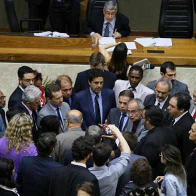  PORTO ALEGRE, RS, BRASIL, 24-10-2016. A Câmara de Porto Alegre retomou, na tarde desta segunda-feira, a votação do projeto de lei que regulamenta aplicativos de transporte individual, como o Uber.(LAURO ALVES/AGÊNCIA RBS)