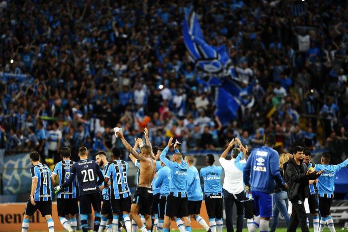 Copa do Brasil: Grêmio e Cruzeiro empatam em jogo de golaços