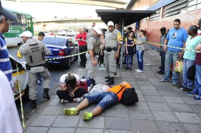  

Homem é morto ao lado da rodoviária de Porto Alegre.