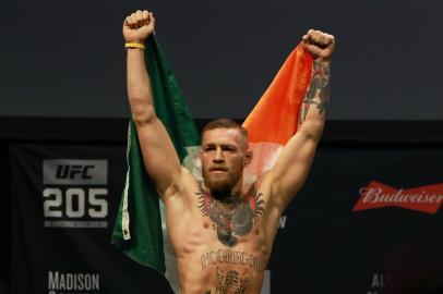 conor mcgregor, ufc 205