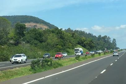 rdgol, freeway, movimento, feriadão