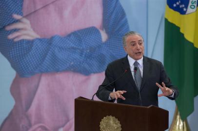 Brasília DF 27-10-2016Presidente Temer durante Cerimônia de Lançamento do Mutirão da Renegociação e Sanção de Leis referentes ao Supersimples e ao Salão Parceiro2016 Foto Lula Marques / AGPT