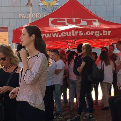 rdgol, porto alegre, protesto, servidores, piratini