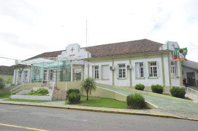  SANTA MARIA , RS , BRASIL , 30/03/2016Hospital da Brigada Militar de Santa Maria voltará a atender todos os funcionários do Estado pelo IPE. Atualmente, a instituição atende apenas policiais militares e dependentes. De acordo com o diretor-geral do hospital, major Ilvair Viana de Souza, a mudança ocorrerá assim que o governador José Sartori sancionar lei já aprovada pela Assembleia Legislativa. FOTO JEAN PIMENTEL / AGÊNCIA RBS , GERAL