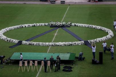  Medellín, Colômbia, 30/11/2016.Atlético Nacional convoca torcida para homenagear a ChapecoenseClube colombiano quer que as pessoas compareçam ao Estádio Atanásio Girardot no horário da partida, de branco e com velas, para fazer homenagens às vítimas da tragédia