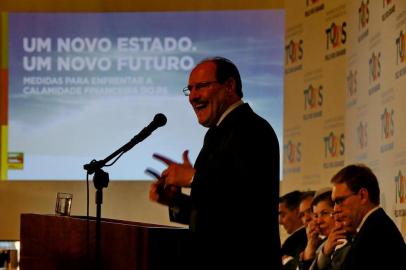  RIO GRANDE DO SUL, PALÁCIO PIRATINI, PORTO ALEGRE. Nesta segunda-feira, 21/11/2016, o governador do RS, José Ivo Sartori, faz anúncio de pacote com medidas para conter a crise no RS.