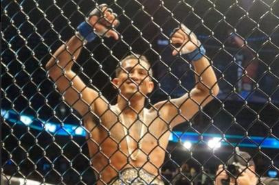 ufc 164, anthony pettis, no mundo das lutas