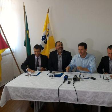 PORTO ALEGRE, 12/12/2016: Marchezan anuncia Leonardo Busatto na Fazenda e Erno Harzheim na Secretaria da Saúde. Foto: Juliana Bublitz / Reprodução / Twitter.