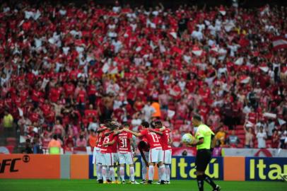  PORTO ALEGRE, RS, BRASIL, 16-10-2016.Inter enfenta o Flamengo pela 31º rodada do Brasileirão 2016 no estádio Beira-Rio, em Porto Alegre. (FÉLIX ZUCCO/AGÊNCIA RBS)