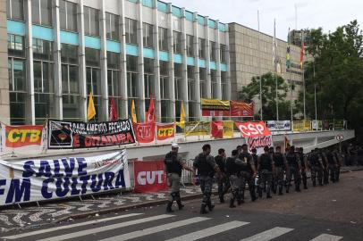 rdgol - assembleia - mobilização - pacote