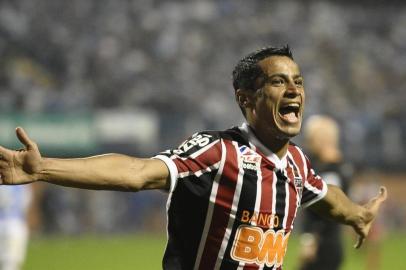  

Avaí 1x2 São Paulo na Ressacada jogo valido pela décima quinta rodada do turno do campeonato brasileiro