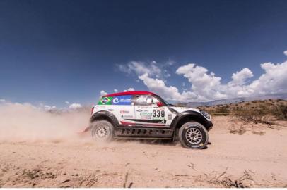 O piloto Sylvio de Barros e o navegador Rafael Capoani durante a 3ª etapa do Rally Dakar 2017, entre San Miguel de Tucumán e San Salvador de Jujuy, na Argentina.