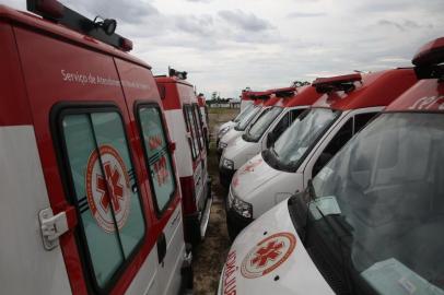  

ESTEIO - 08/01/2016 - Ambulâncias serão entregues a prefeitos gaúchos pelo presidente Michel Temer. Serão contemplados 61 municípios, sendo que cada um receberá um veículo. As ambulâncias irão renovar a frota do Serviço de Atendimento Móvel de Urgência (Samu).
FOTÓGRAFO: TADEU VILANI AGêNCIARBS