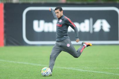 PORTO ALEGRE, RS, BRASIL - William durante treino do Inter no CT Parque Gigante para o jogo contra o Santa Cruz, pelo Brasileirão. FOTO: RICARDO DUARTE, INTER, DIVULGAÇÃO