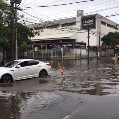 Rgol, rua 18 de novembro, alagamento