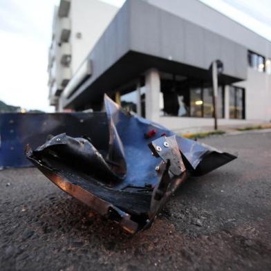  Criminosos explodiram agência do Banco do Brasil em Parobé.