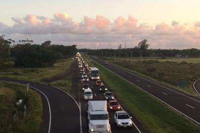 Rgol. congestionamento, litoral, freeway