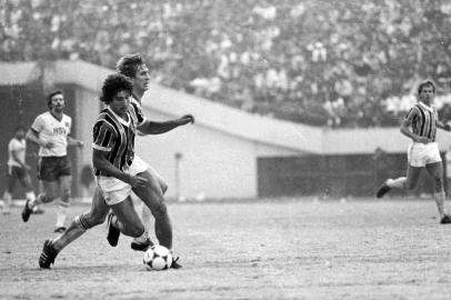  

Grêmio 2x1 Hamburgo, mundial de clubes em 1983

#Negativo: 16705
#Pasta: 536488
#Caixa: 798