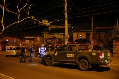  

PORTO ALEGRE-RS-BRASIL- 30/01/2017- lATROCÍNIO NO BECO DO CARVALHO. FOTO CAMILA DOMINGUES/ZERO HORA.