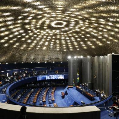 Senado decide a partir das 11h se afasta Dilma definitivamente da PresidênciaDF - IMPEACHMENT/SENADO/DECISÃO - POLÍTICA - Preparativos no Senado, em Brasília, para a conclusão do processo de   impeachment da presidente da República afastada, Dilma Rousseff, nesta   quarta-feira, 31. Os senadores vão decidir se a presidente cometeu crime   de responsabilidade e deve ser afastada definitivamente do cargo ou não.   31/08/2016 - Foto: DIDA SAMPAIO/ESTADÃO CONTEÚDOEditoria: POLÍTICALocal: BRASÍLIAIndexador: DIDA SAMPAIOFotógrafo: ESTADÃO CONTEÚDO