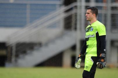  

PORTO ALEGRE, RS, BRASIL 26/01/2017 - Imagens do treino do Grêmio que aconteceu agora a tarde no CT Luis Carvalho. Na foto: Goleiro Marcelo Grohe. (FOTO: LAURO ALVES/AGÊNCIA RBS).