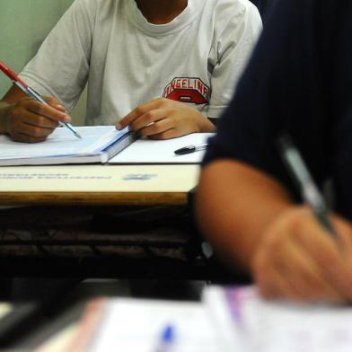  CAXIAS DO SUL, RS, BRASIL, 20/02/2017. Volta às aulas na rede municipal de Caxias do Sul é tema do ensaio da contracapa fotográfica de terça-feira. Na foto, a Escola Municipal de Ensino Fundamental Angelina Sassi Comandulli, no bairro Santa Fé. (Diogo Sallaberry/Agência RBS)