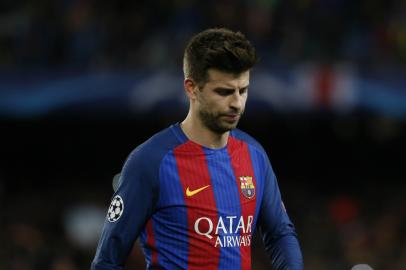 piqué, barcelona, futebol