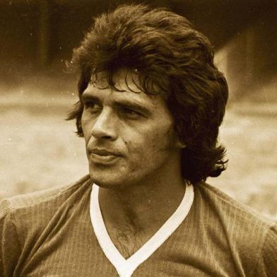 Elias Figueroa, jogador de futebol do Internacional na década de 70.#PÁGINA:47 Fonte: Reprodução