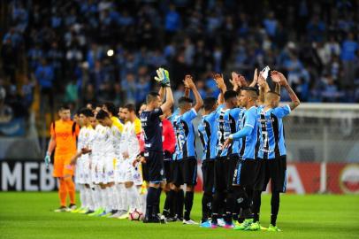  PORTO ALEGRE, RS, BRASIL 27/04/2017 - O Grêmio enfrenta na noite desta quinta-feira o Guaraní-PAR, na Arena, pela terceira rodada da Libertadores. (FOTO: FÉLIX ZUCCO/AGÊNCIA RBS).