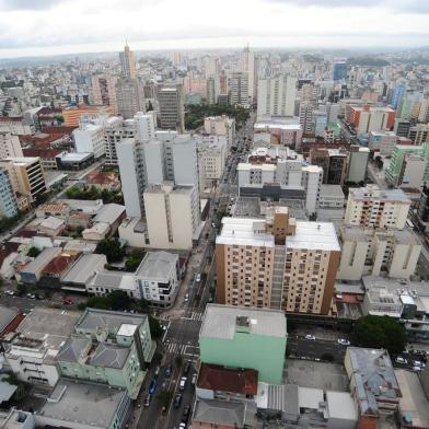  CAXIAS DO SUL, RS, BRASIL, 16/11/2016. Vistas aéreas da cidade de Caxias do Sul. (Porthus Junior/Pioneiro)