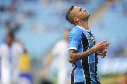 PORTO ALEGRE, RS, BRASIL - 16-04-2017 - Grêmio recebe o Novo Hamburgo na tarde deste domingo, na Arena, em partida de ida válida pela semifinal do Gauchão. Jogador Luan. (FOTO: CARLOS MACEDO/AGÊNCIA RBS)