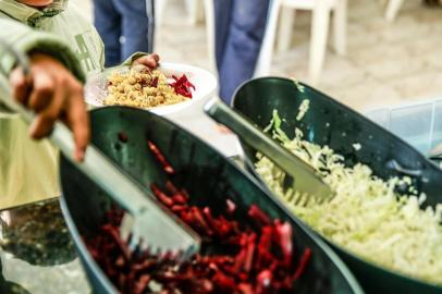  FLORIANOPOLIS, SC, BRASILm 27.09.2016: Possíveis mudanças na merenda escolar. Fotografias produzidas no IEE. (Foto: Diorgenes Pandini/Agência RBS)Indexador: Diorgenes Pandini