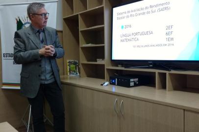 Secretário de Educação Ronald Krummenauer apresentou os dados sobre o Saers nesta quarta-feira (21) em Porto Alegre