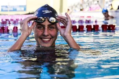  PORTO ALEGRE, RS, BRASIL, 27-06-2017. Viviane Jungblut surpreende e leva a prata em etapa da Copa do Mundo em Portugal. (FOTO: ANDERSON FETTER/AGÊNCIA RBS)Indexador: Anderson Fetter