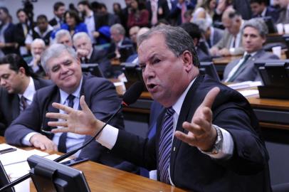  Reunião na CCJ. Em primeiro plano, Alceu Moreira e ao fundo Carlos Marun.Indexador: LUCIO BERNARDO JR