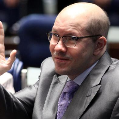  Senador Demóstenes Torres (ex-DEM) durante sessão do Senado Federal.