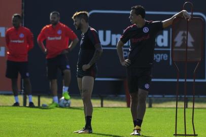  

PORTO ALEGRE-RS-BRASIL- 30/07/2017- Treino do Inter no CT Parque Gigante. Nico López, ficou no time reserva e Damião no titular,  durante o treino. FOTO FERNANDO GOMES/ZERO HORA.