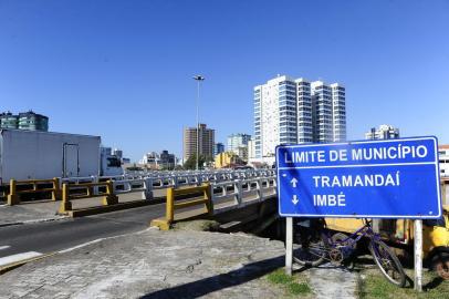  IMBÉ, RS, BRASIL - 18-08-2017 - Estrutura de sustentação da ponte entre Imbé e Tramandaí preocupa moradores e autoridades dos dois municípios. (FOTO: RONALDO BERNARDI/AGÊNCIA RBS)