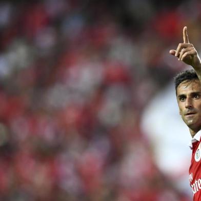 Jonas comemora gol do Benfica sobre o Belenenses pelo Campeonato Português no Estádio da Luz