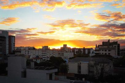 Rgol, Amanhecer, Porto Alegre