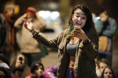 PORTO ALEGRE, RS, BRASIL, 15/08/2017: Pauta sobre slam de poesia. (FOTO: ISADORA NEUMANN/AGÊNCIA RBS)