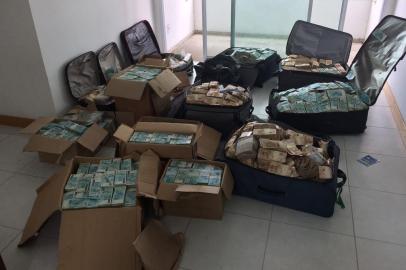  SALVADOR, BA, BRASIL - 05-09-2017 - PF encontra malas e caixas de dinheiro em imóvel que seria usado por Geddel Vieira Lima (FOTO: DIVULGAÇÃO POLÍCIA FEDERAL)