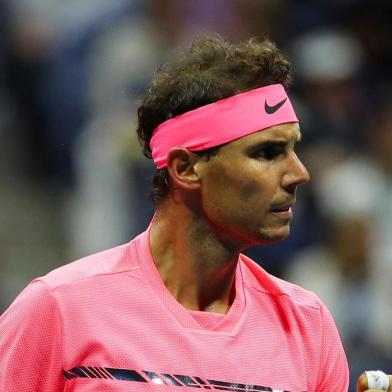 NEW YORK, NY - SEPTEMBER 02: Rafael Nadal of Spain reacts against Leonardo Mayer of Argentina during their third round Mens Singles match on Day Six of the 2017 US Open at the USTA Billie Jean King National Tennis Center on September 2, 2017 in the Flushing neighborhood of the Queens borough of New York City.   Richard Heathcote/Getty Images/AFP