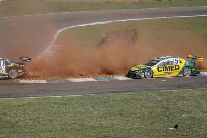  

LONDRINA, PR, BRASIL, 10-09-2017. Final de semana na Stock Car, em Londrina. (FÉLIX ZUCCO/AGÊNCIA RBS)
Indexador: Felix Zucco