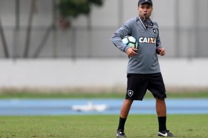  jair ventura, técnico do botafogo