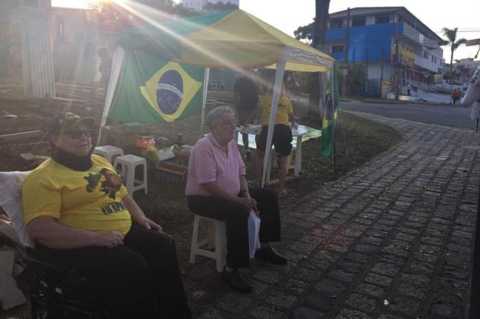 CURITIBA, BRASIL, 12/09/2017. UM DIA ANTES DO SEGUNDO DEPOIMENTO DE LULA A MORO NA SEDE DA Operação Lava-Jato. Fotos: Eduardo Matos / Agência RBS